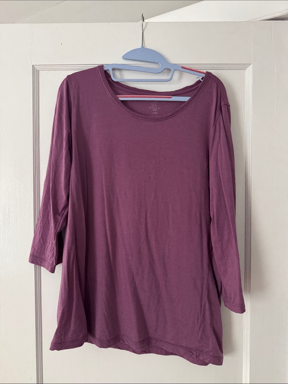 Woolx Women's Scoop Neck Long Sleeve Top in purple